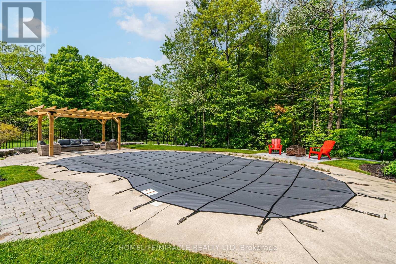 12 Deer Run, Uxbridge, Ontario L9P 0K9 - Photo 41 - N13765326