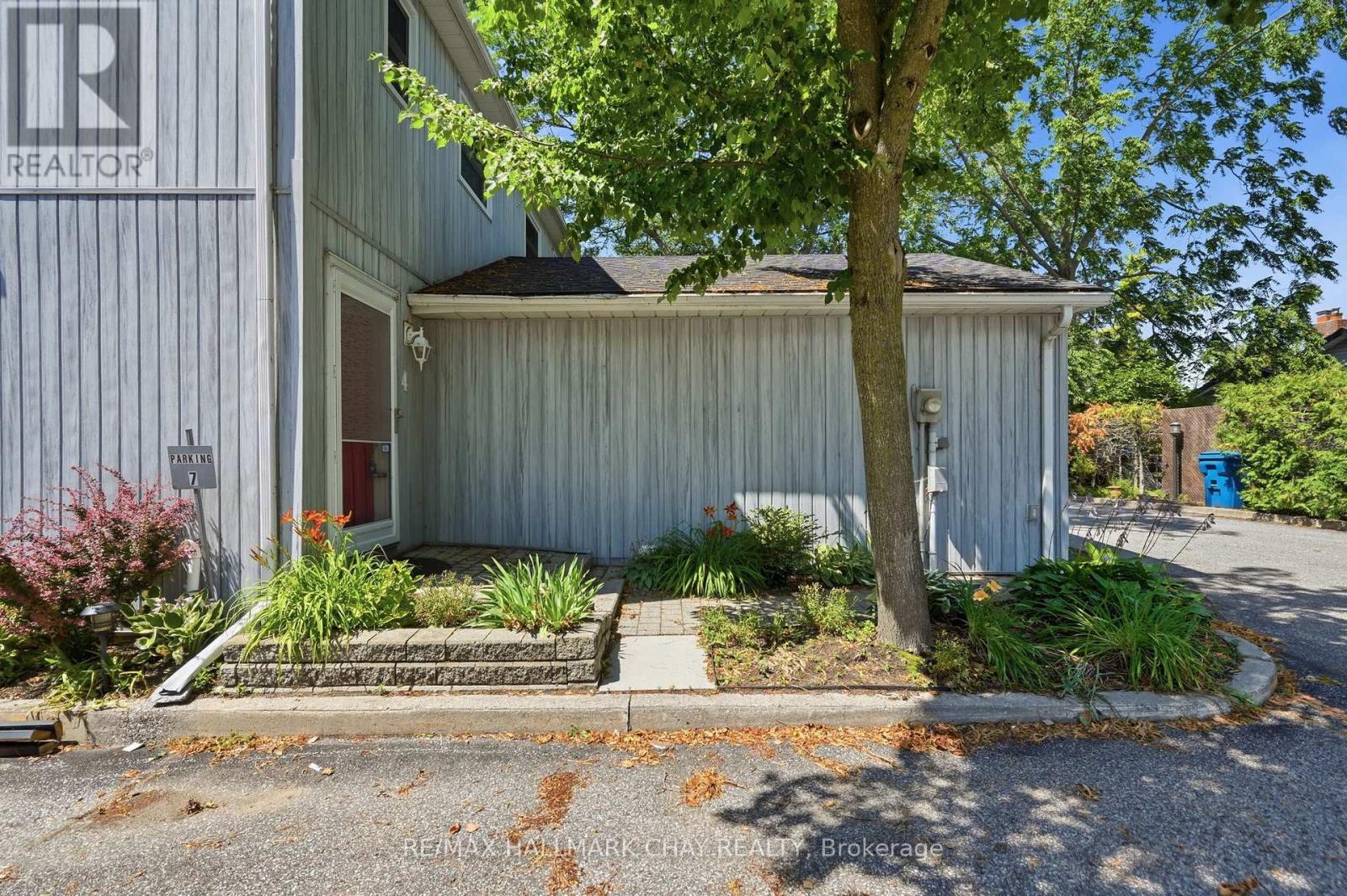 4 - 1 Olive Crescent, Orillia, Ontario  L3V 7N5 - Photo 3 - S13765396