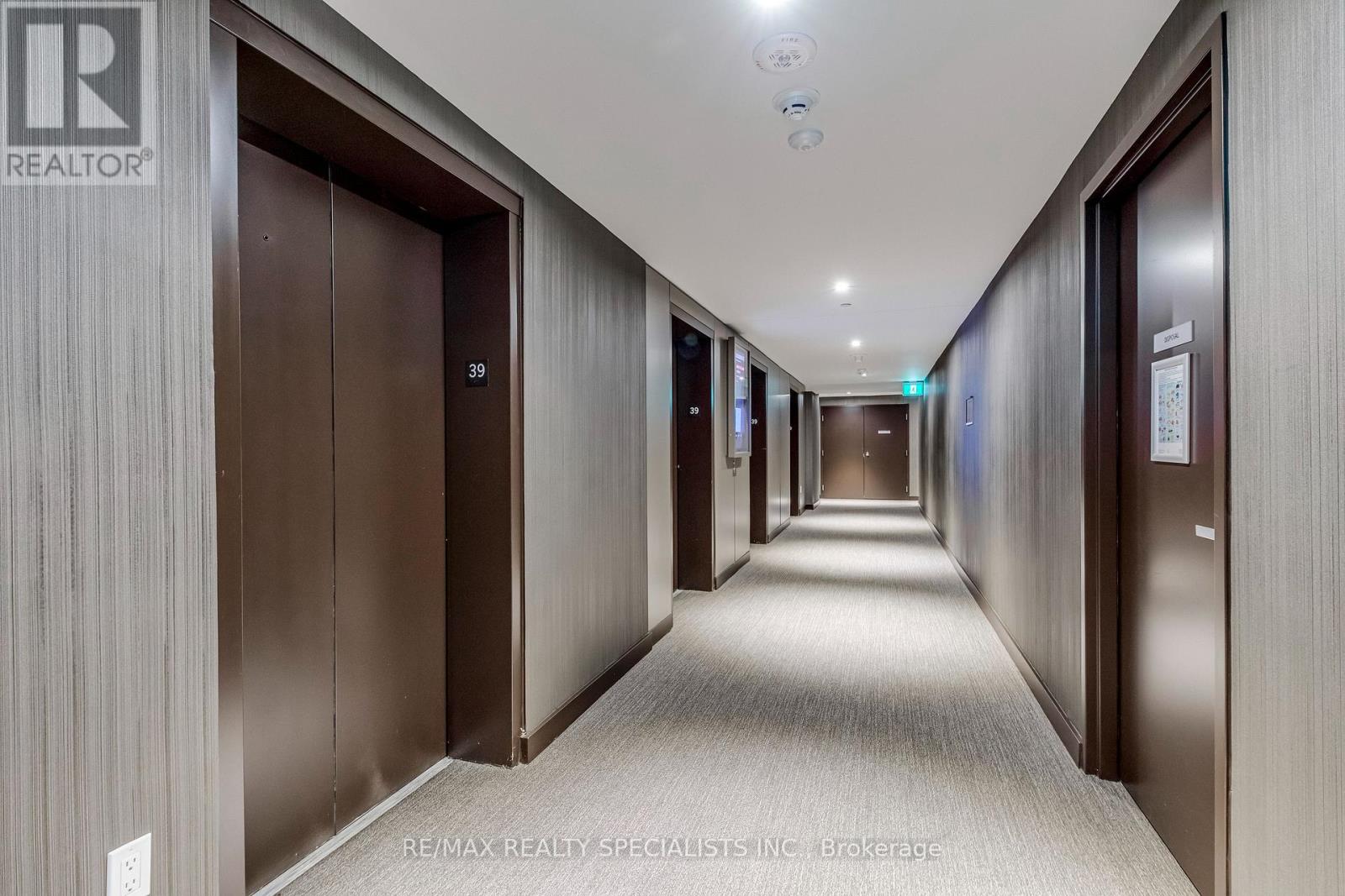 3905 - 448 Burnhamthorpe Road, Mississauga, Ontario  L5B 0R4 - Photo 4 - W13764884