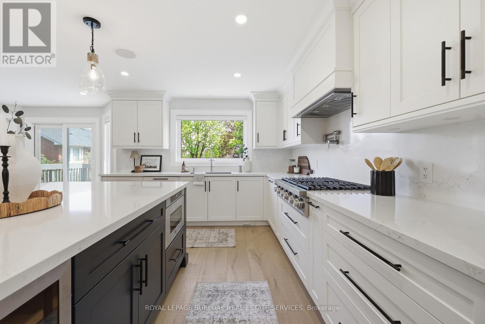 2029 Kempton Park Drive, Mississauga, Ontario  L5M 2Z4 - Photo 13 - W13764894