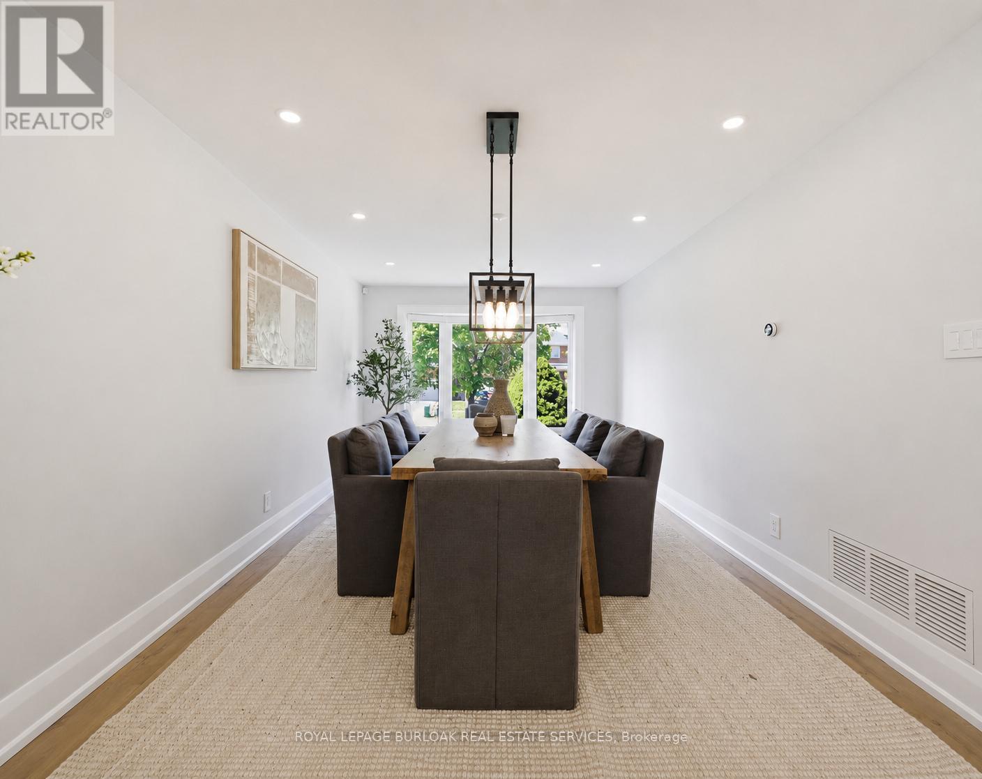 2029 Kempton Park Drive, Mississauga, Ontario  L5M 2Z4 - Photo 19 - W13764894