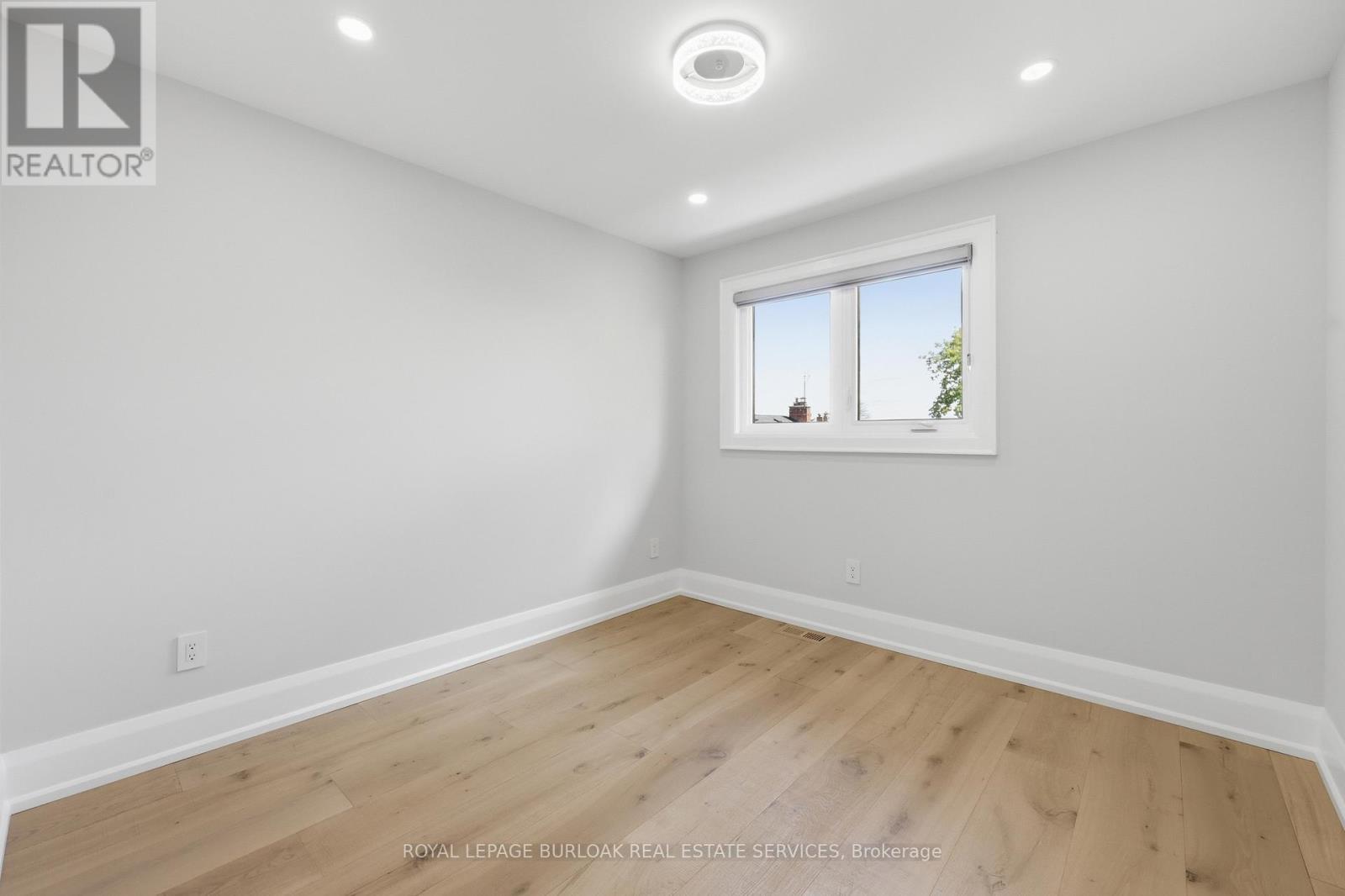 2029 Kempton Park Drive, Mississauga, Ontario  L5M 2Z4 - Photo 31 - W13764894