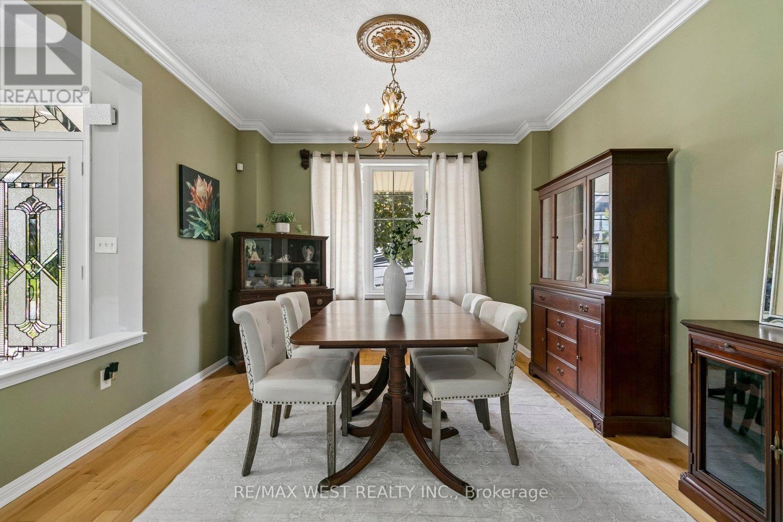 737 Turrell Crescent, Milton, Ontario  L9T 5L4 - Photo 13 - W13764902