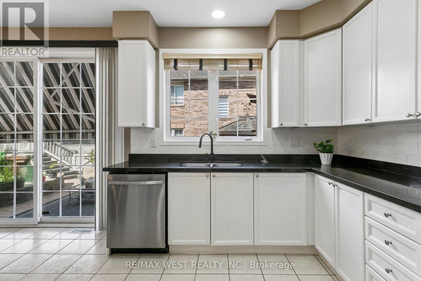 737 Turrell Crescent, Milton, Ontario  L9T 5L4 - Photo 23 - W13764902