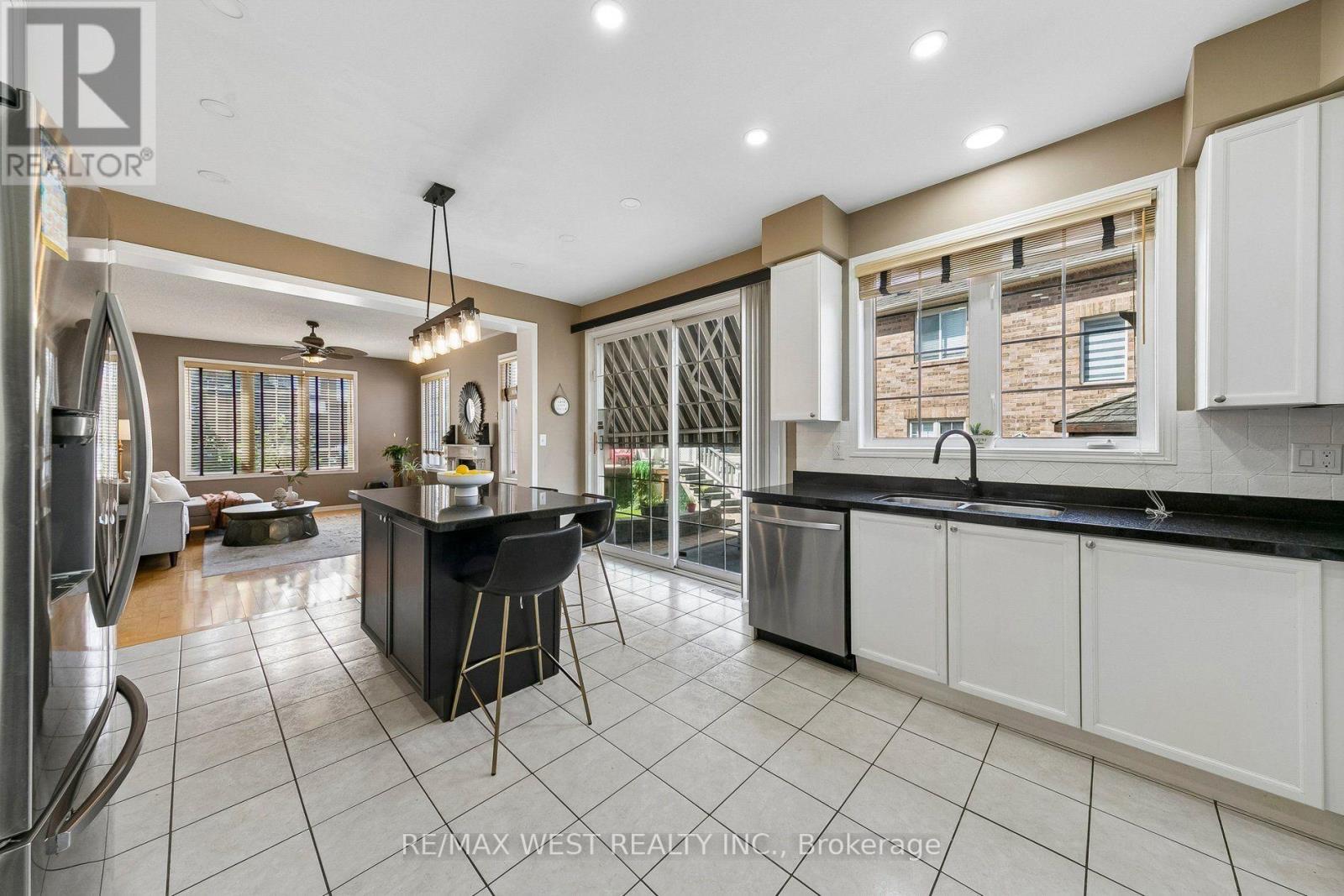 737 Turrell Crescent, Milton, Ontario  L9T 5L4 - Photo 24 - W13764902