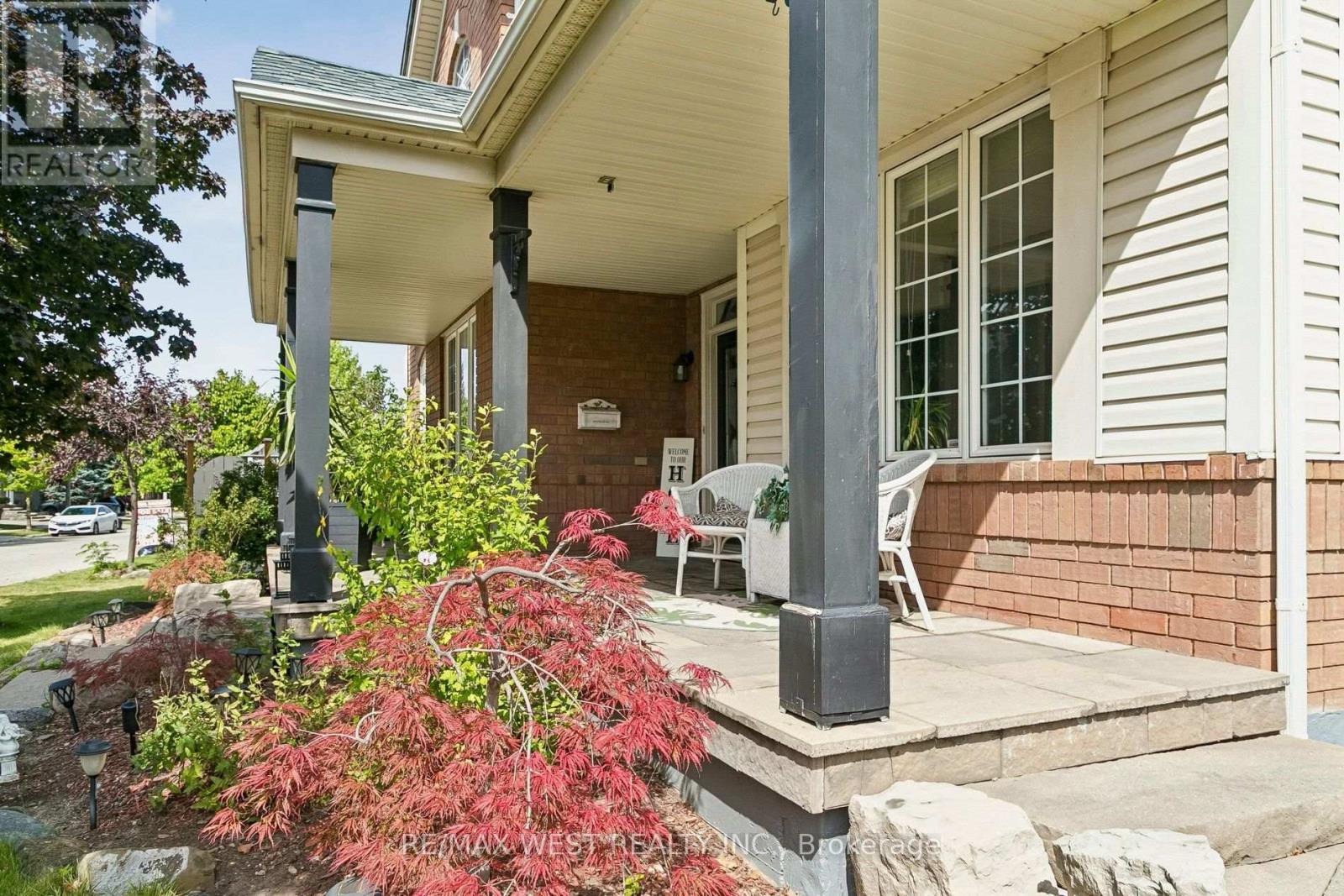 737 Turrell Crescent, Milton, Ontario  L9T 5L4 - Photo 5 - W13764902