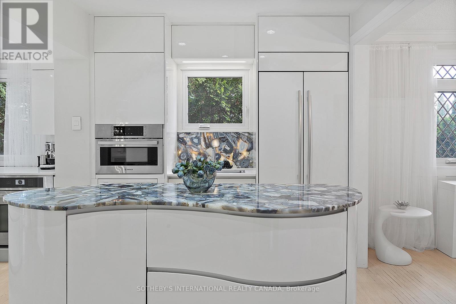 4009 Bloor Street W, Toronto, Ontario  M9B 1M4 - Photo 16 - W13764912