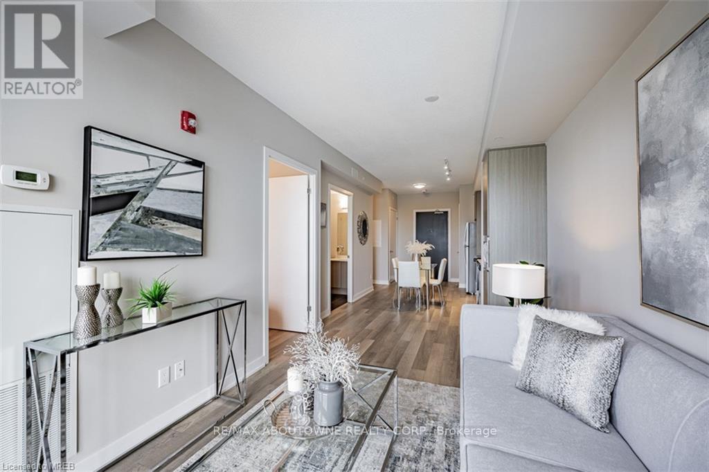 B416 - 5240 Dundas Street, Burlington, Ontario  L7L 0J6 - Photo 12 - W13764992