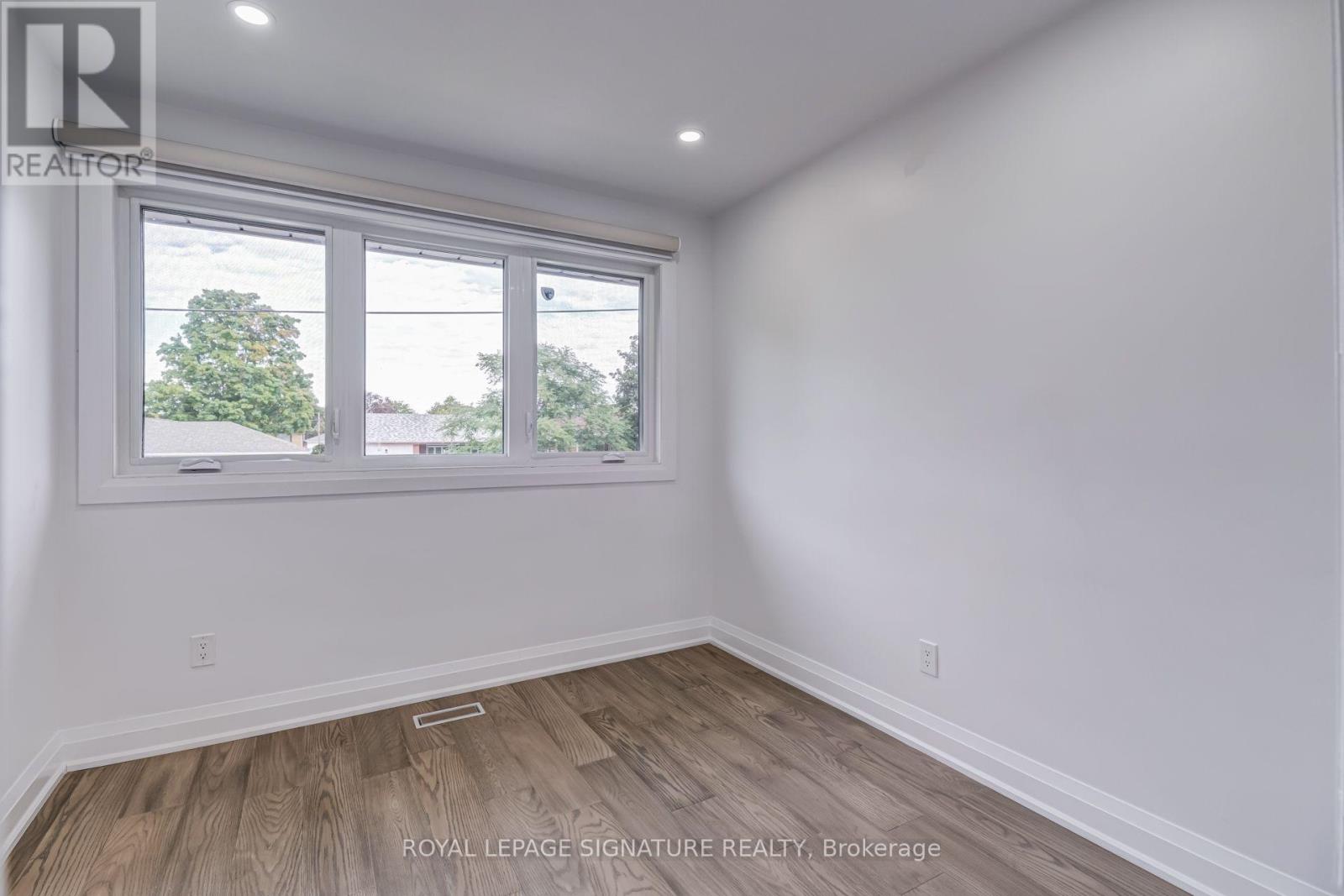 68 Stapleton Drive, Toronto, Ontario  M9R 2Z9 - Photo 19 - W13765000