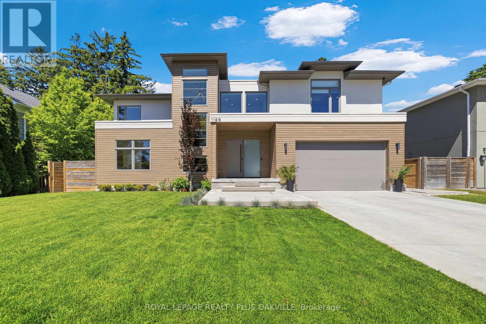 1189 Tisdale Street, Oakville, Ontario  L6L 2S9 - Photo 1 - W13765006
