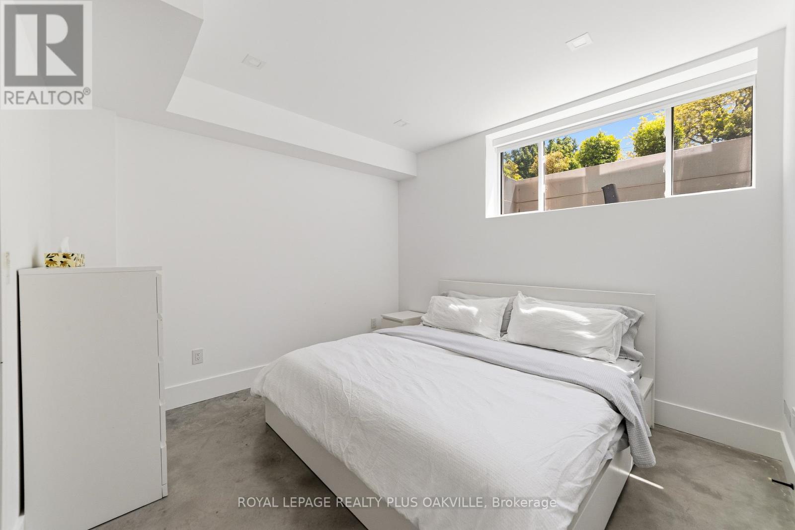 1189 Tisdale Street, Oakville, Ontario  L6L 2S9 - Photo 18 - W13765006