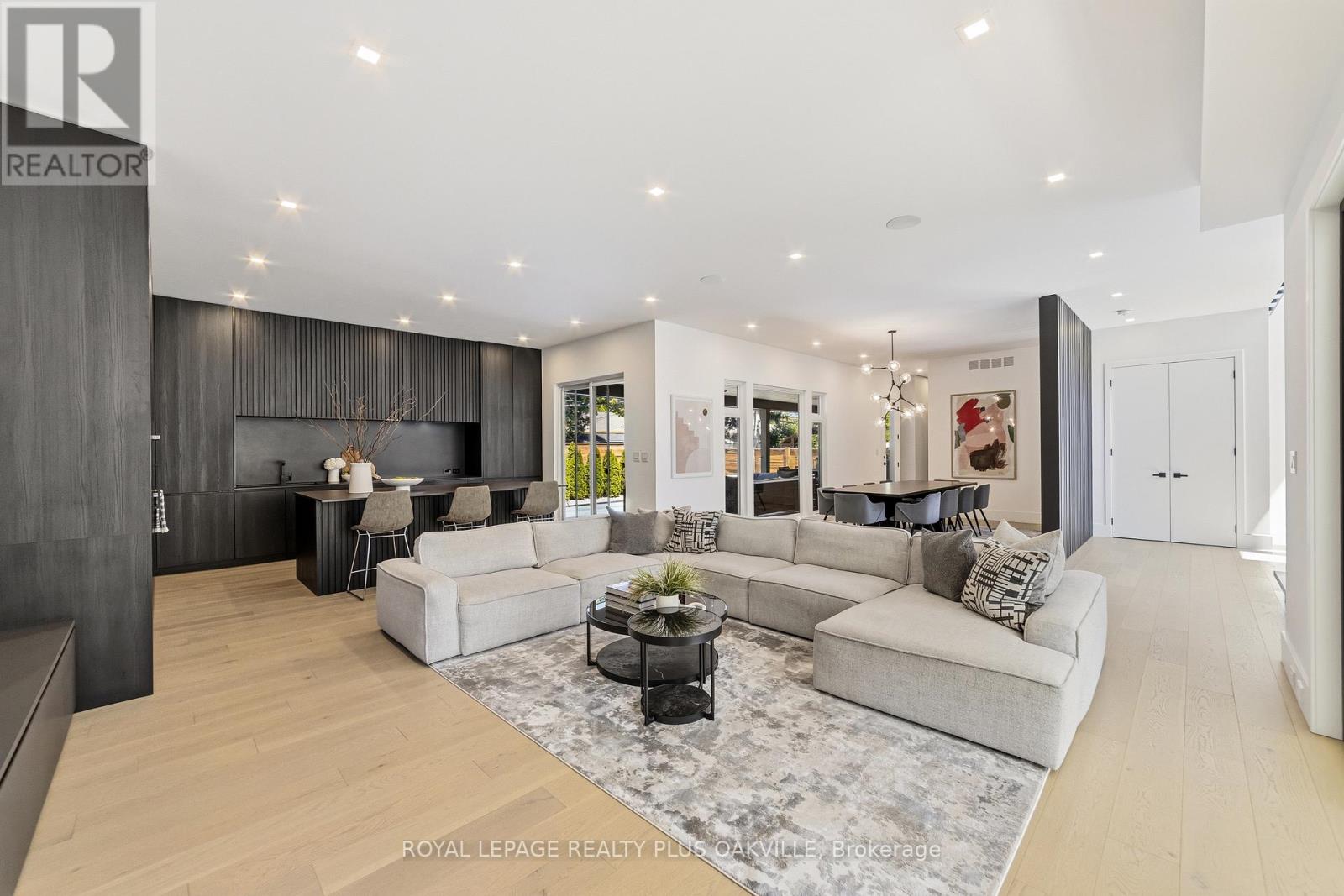1189 Tisdale Street, Oakville, Ontario  L6L 2S9 - Photo 6 - W13765006