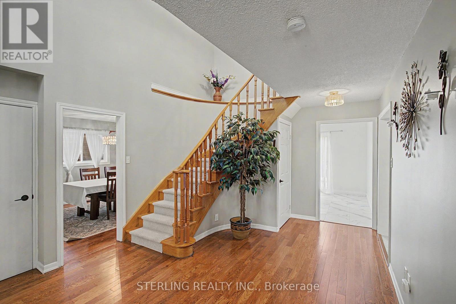 72 Sunforest Drive, Brampton, Ontario  L6Z 3Z5 - Photo 10 - W13765014