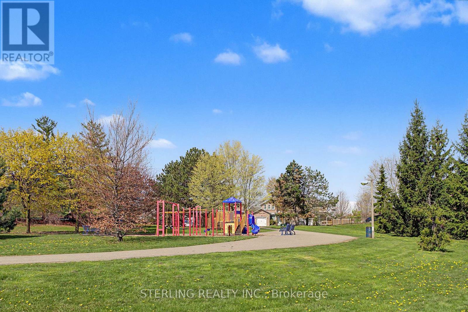 72 Sunforest Drive, Brampton, Ontario  L6Z 3Z5 - Photo 12 - W13765014