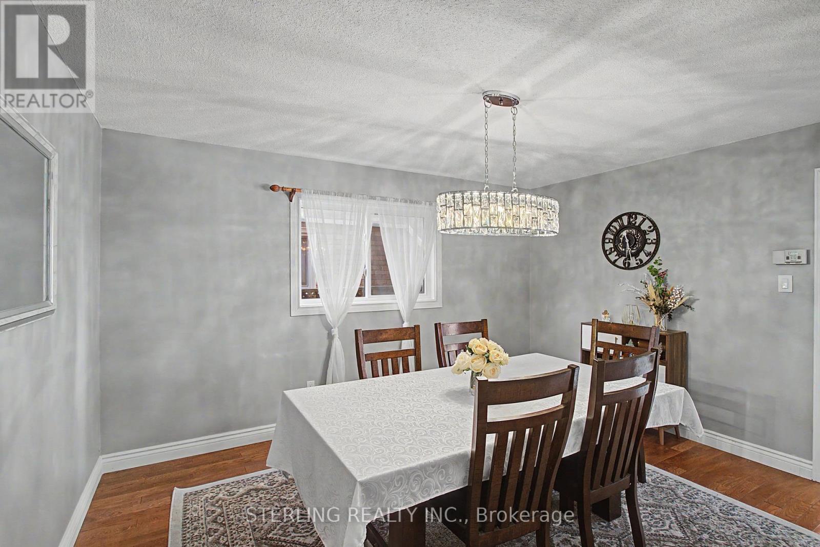 72 Sunforest Drive, Brampton, Ontario  L6Z 3Z5 - Photo 15 - W13765014