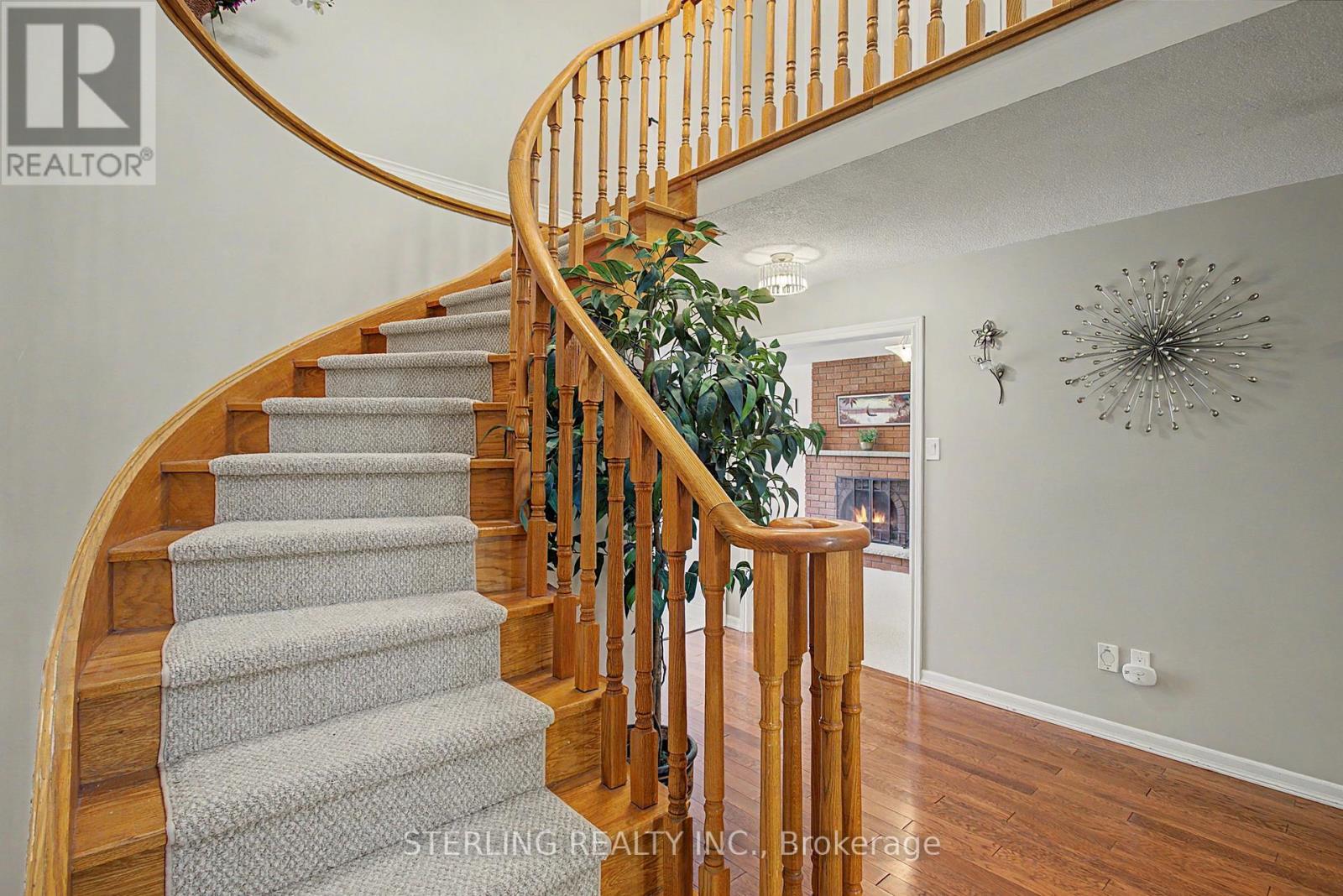 72 Sunforest Drive, Brampton, Ontario  L6Z 3Z5 - Photo 5 - W13765014