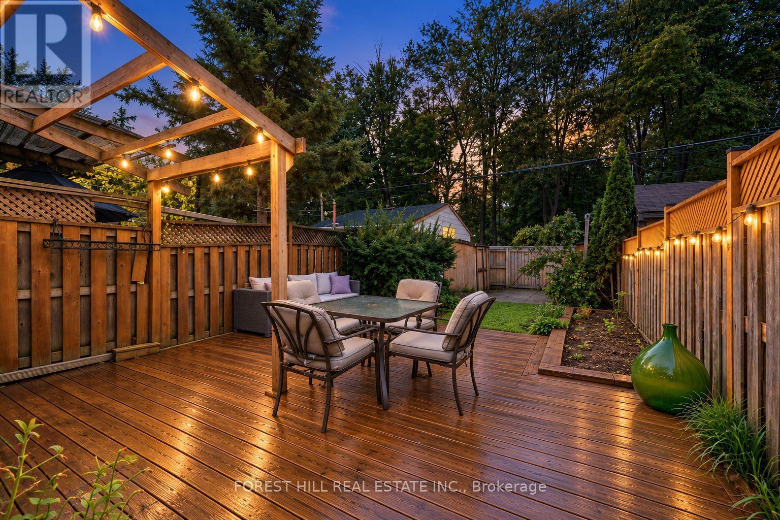 266 Harvie Avenue, Toronto, Ontario  M6E 4K6 - Photo 30 - W13765074