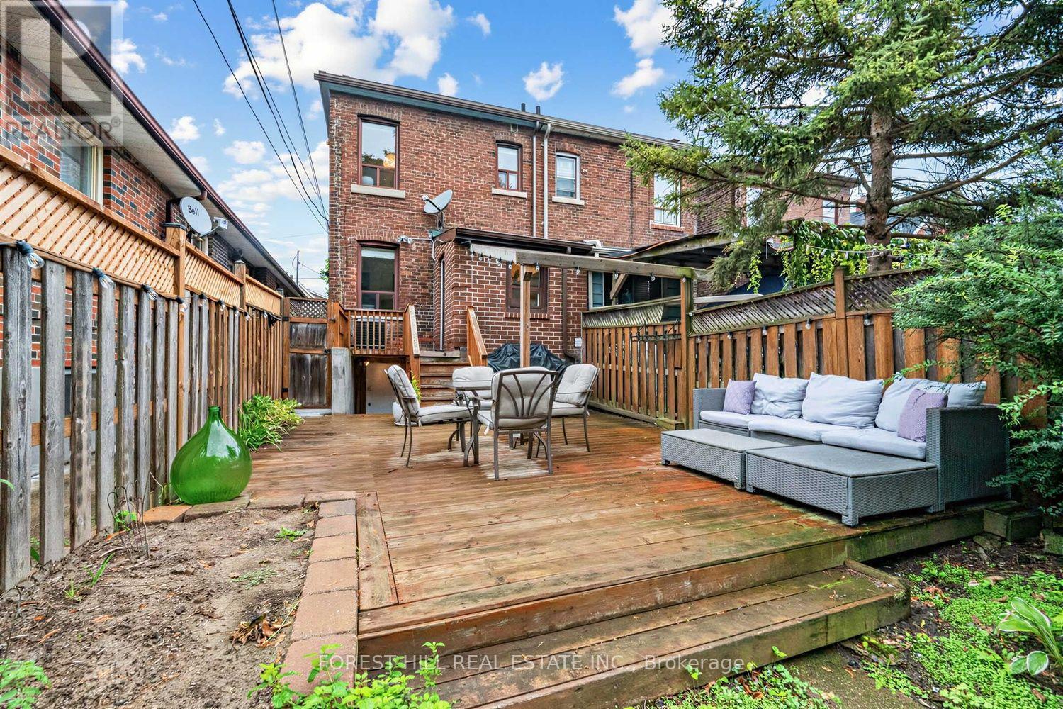 266 Harvie Avenue, Toronto, Ontario  M6E 4K6 - Photo 32 - W13765074