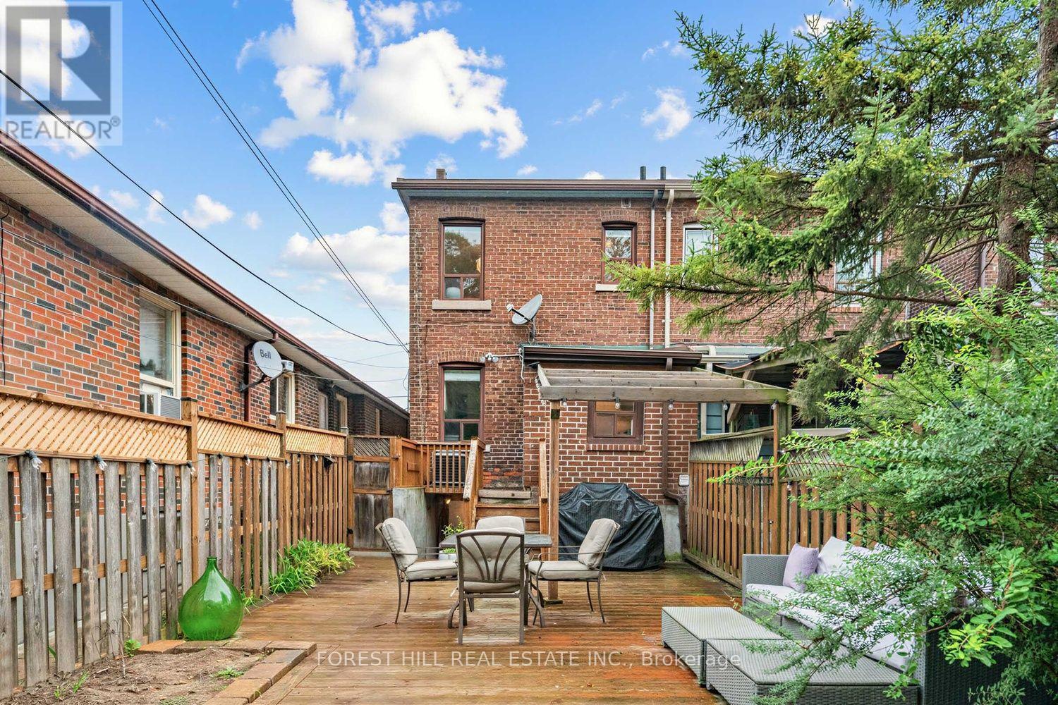 266 Harvie Avenue, Toronto, Ontario  M6E 4K6 - Photo 33 - W13765074