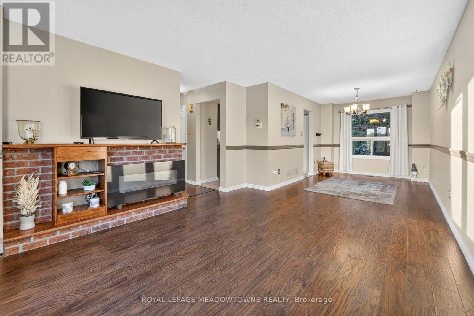 38 Lakeview Court, Orangeville, Ontario  L9W 4P2 - Photo 8 - W13765124