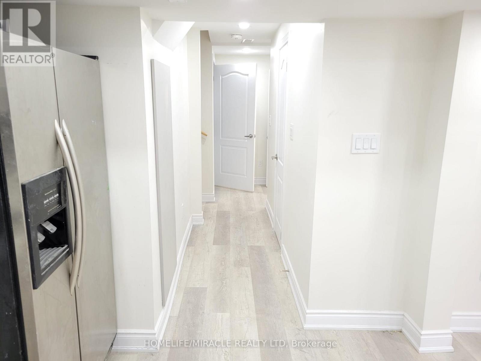 Bsmt - 6959 Tassel Crescent, Mississauga, Ontario  L5W 1G9 - Photo 6 - W13765128