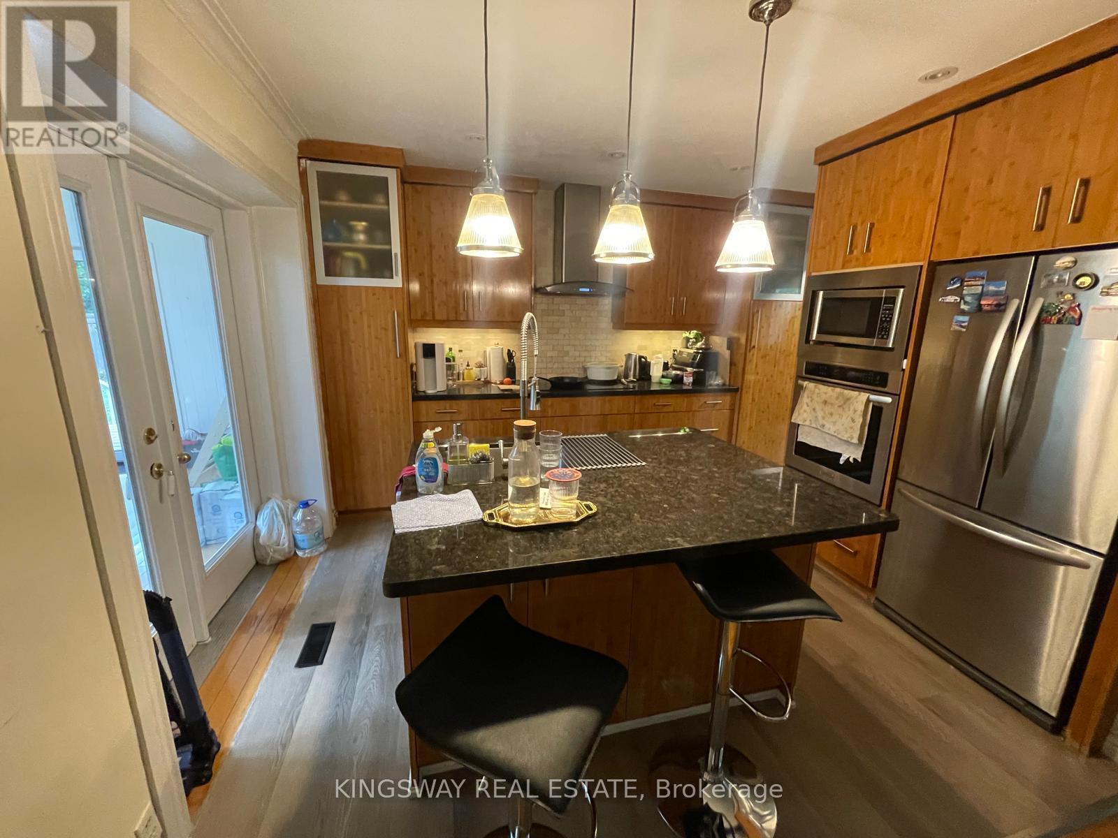 16 Plainsman Road, Mississauga, Ontario  L5N 1C5 - Photo 9 - W13765158