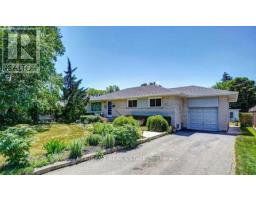 16 PLAINSMAN ROAD, Mississauga, Ontario