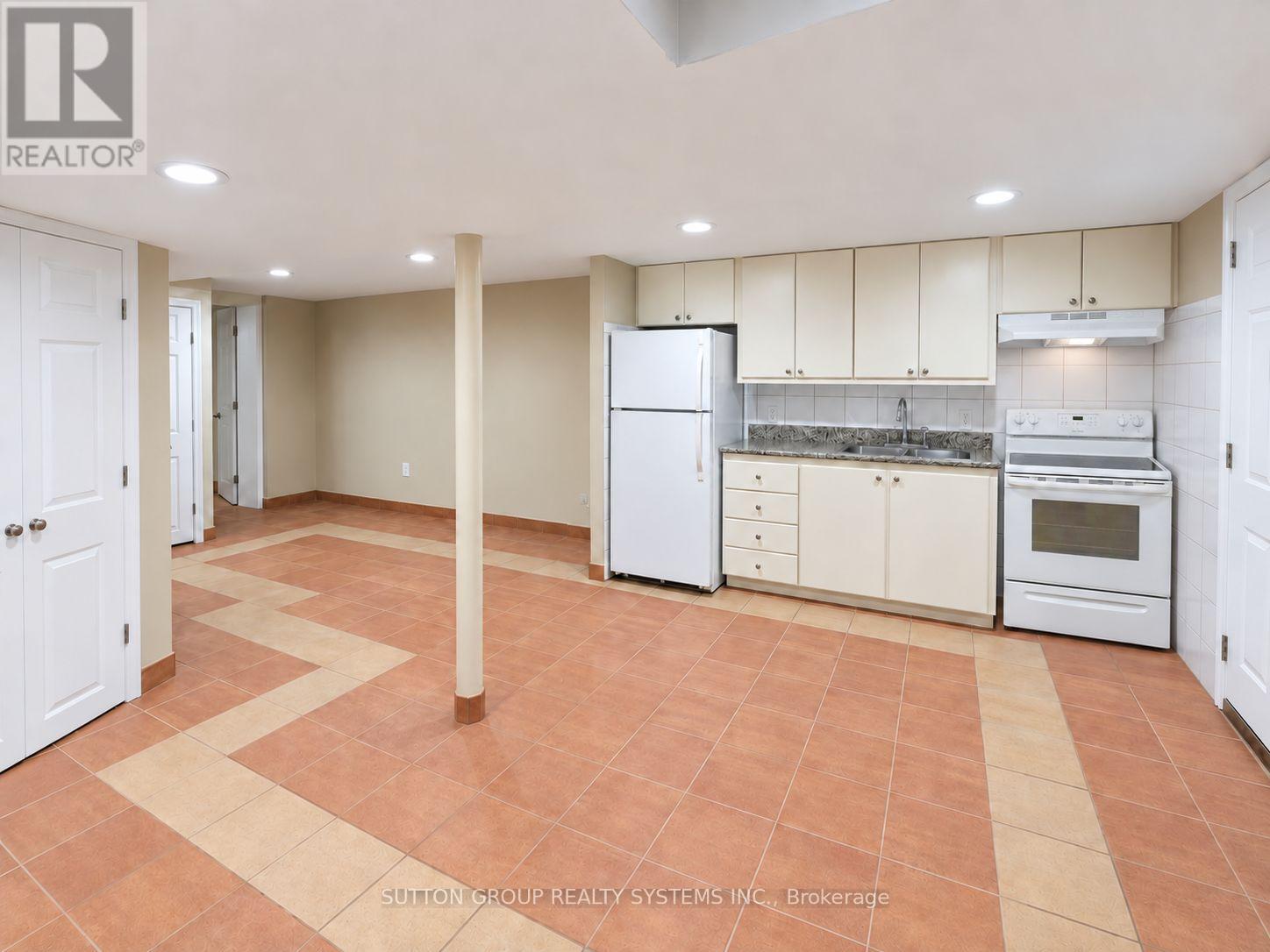 158 Blackthorn Avenue, Toronto, Ontario  M6N 3H8 - Photo 2 - W13765166