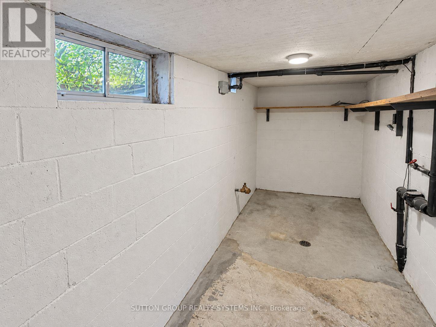 158 Blackthorn Avenue, Toronto, Ontario  M6N 3H8 - Photo 7 - W13765166