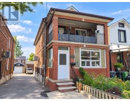 158 BLACKTHORN AVENUE, Toronto, Ontario
