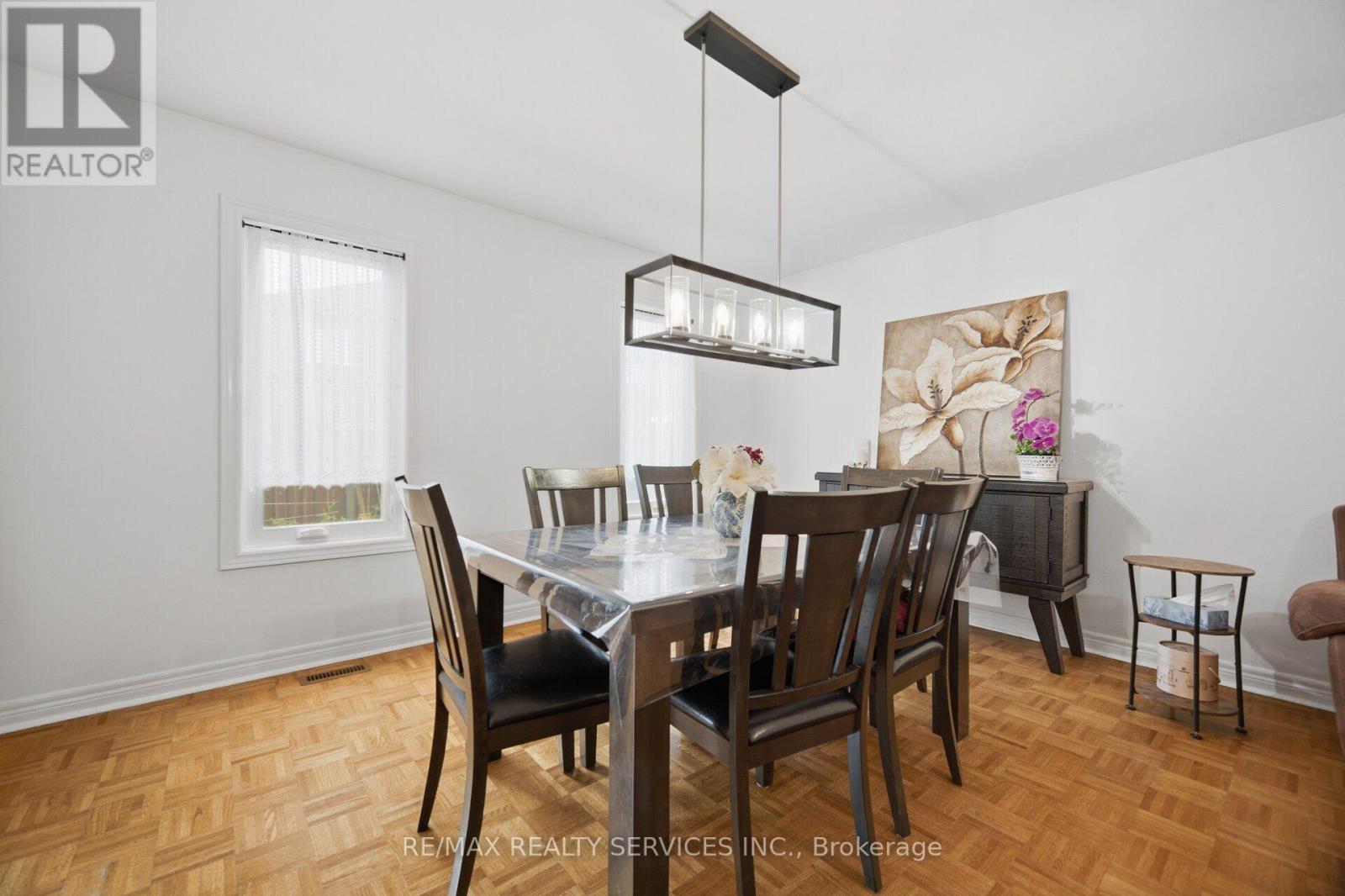 92 Farthingale Crescent, Brampton, Ontario  L7A 1W8 - Photo 13 - W13765222