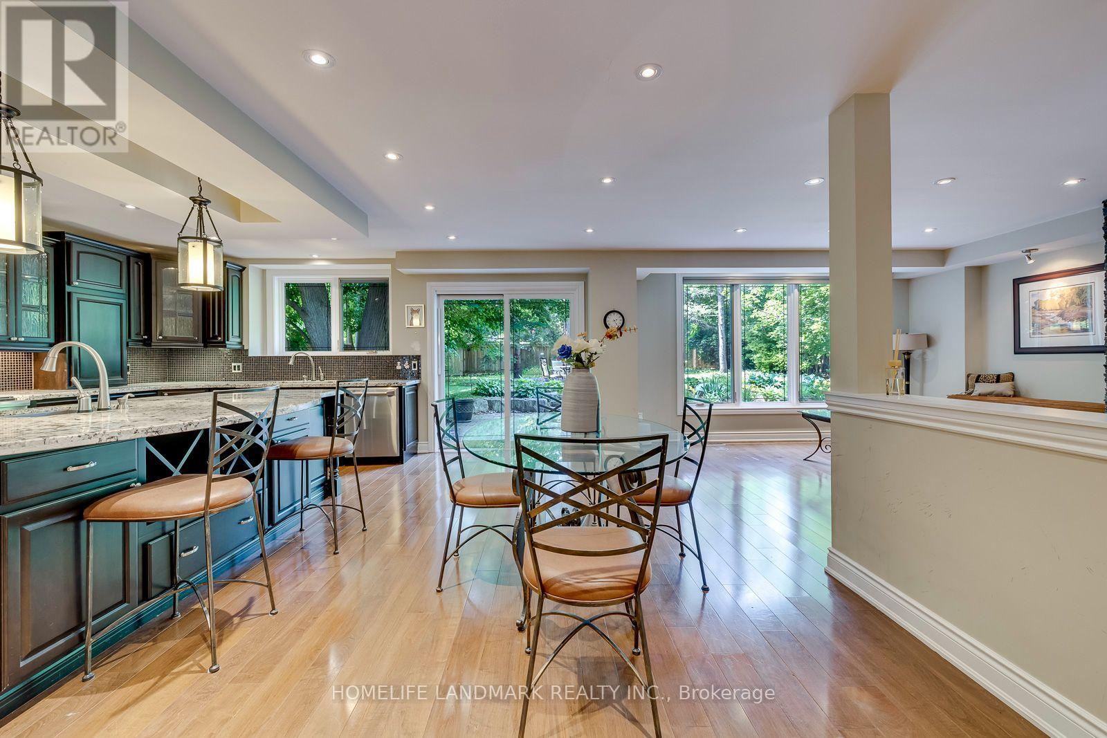 2333 Bennington Gate, Oakville, Ontario  L6J 5N7 - Photo 10 - W13765244