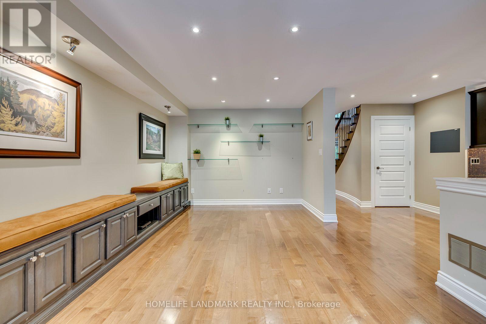 2333 Bennington Gate, Oakville, Ontario  L6J 5N7 - Photo 13 - W13765244