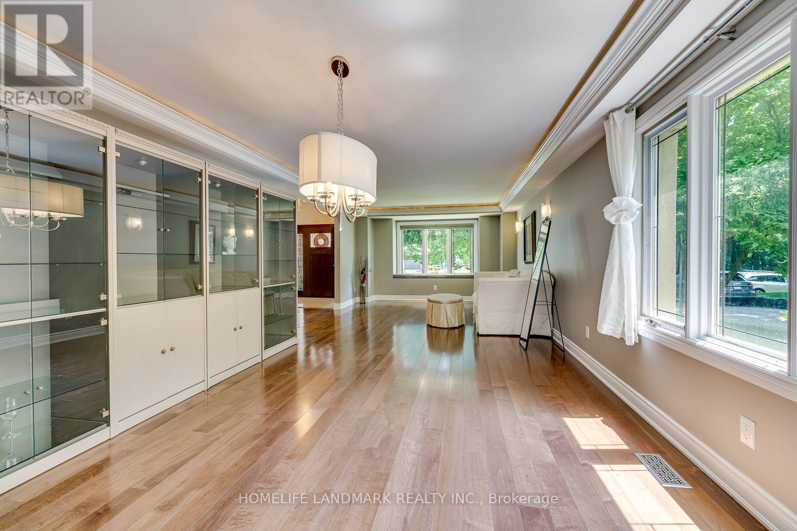 2333 Bennington Gate, Oakville, Ontario  L6J 5N7 - Photo 7 - W13765244