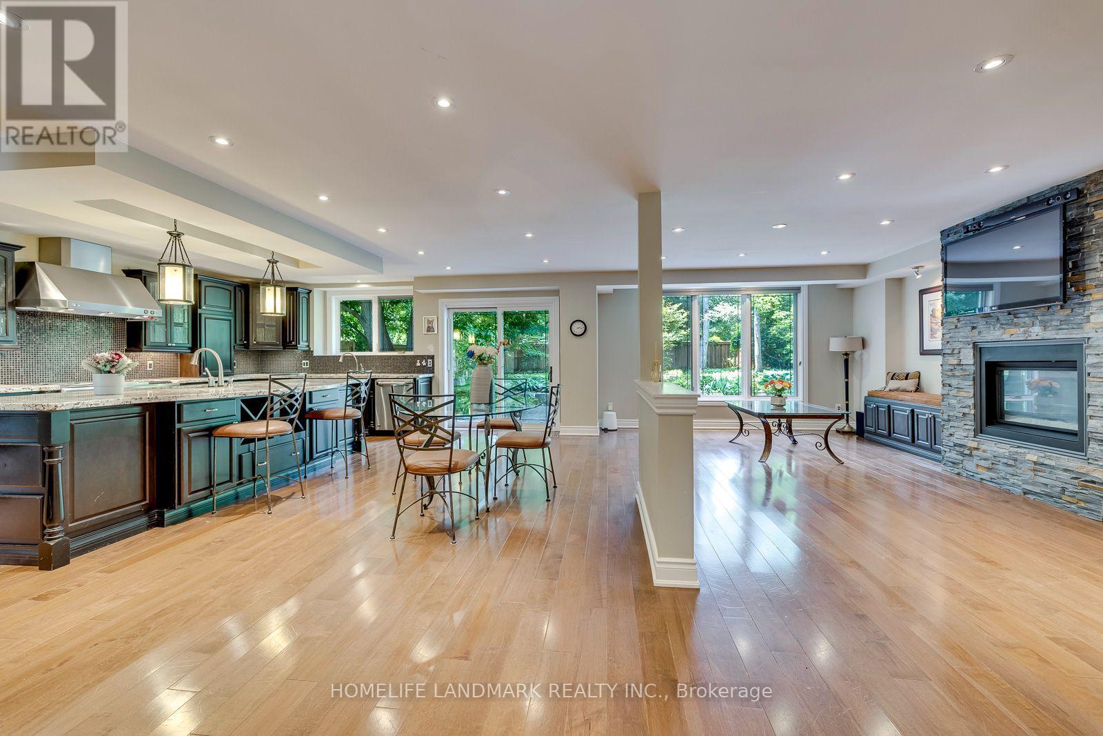 2333 Bennington Gate, Oakville, Ontario  L6J 5N7 - Photo 8 - W13765244