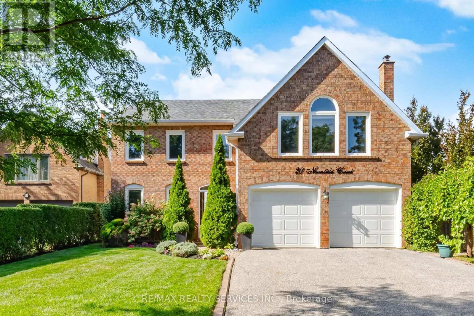 20 NOONTIDE COURT, Brampton, Ontario
