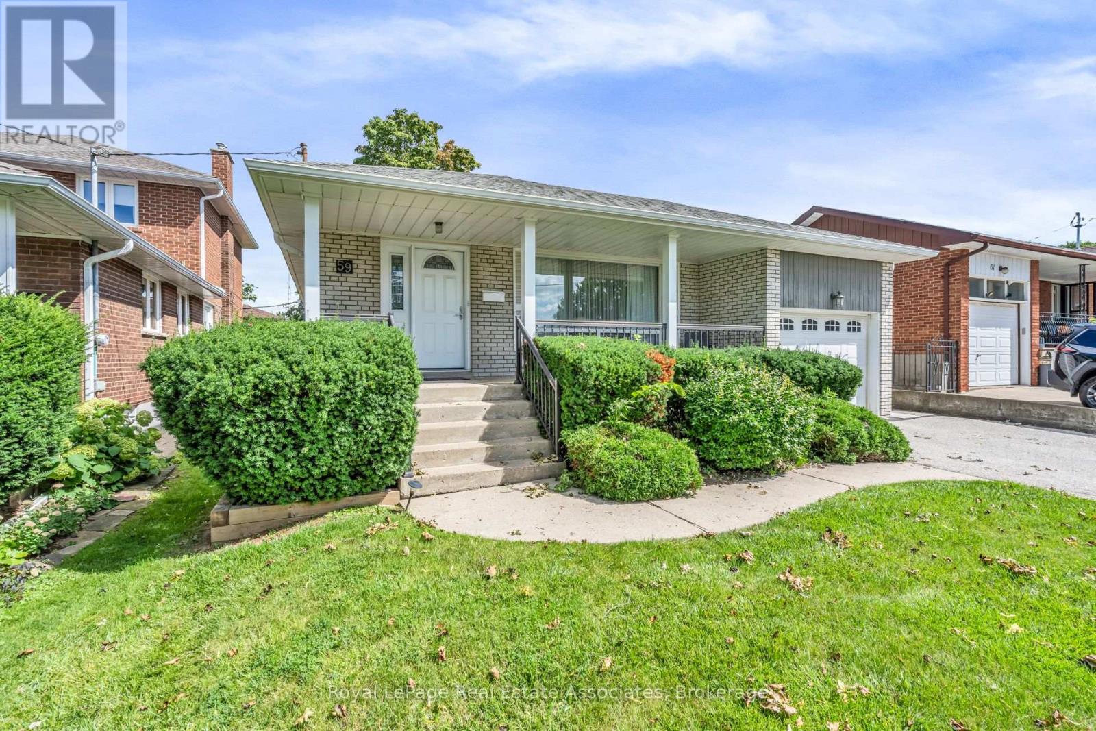 59 Stapleton Drive, Toronto, Ontario  M9R 2Z8 - Photo 2 - W13765340