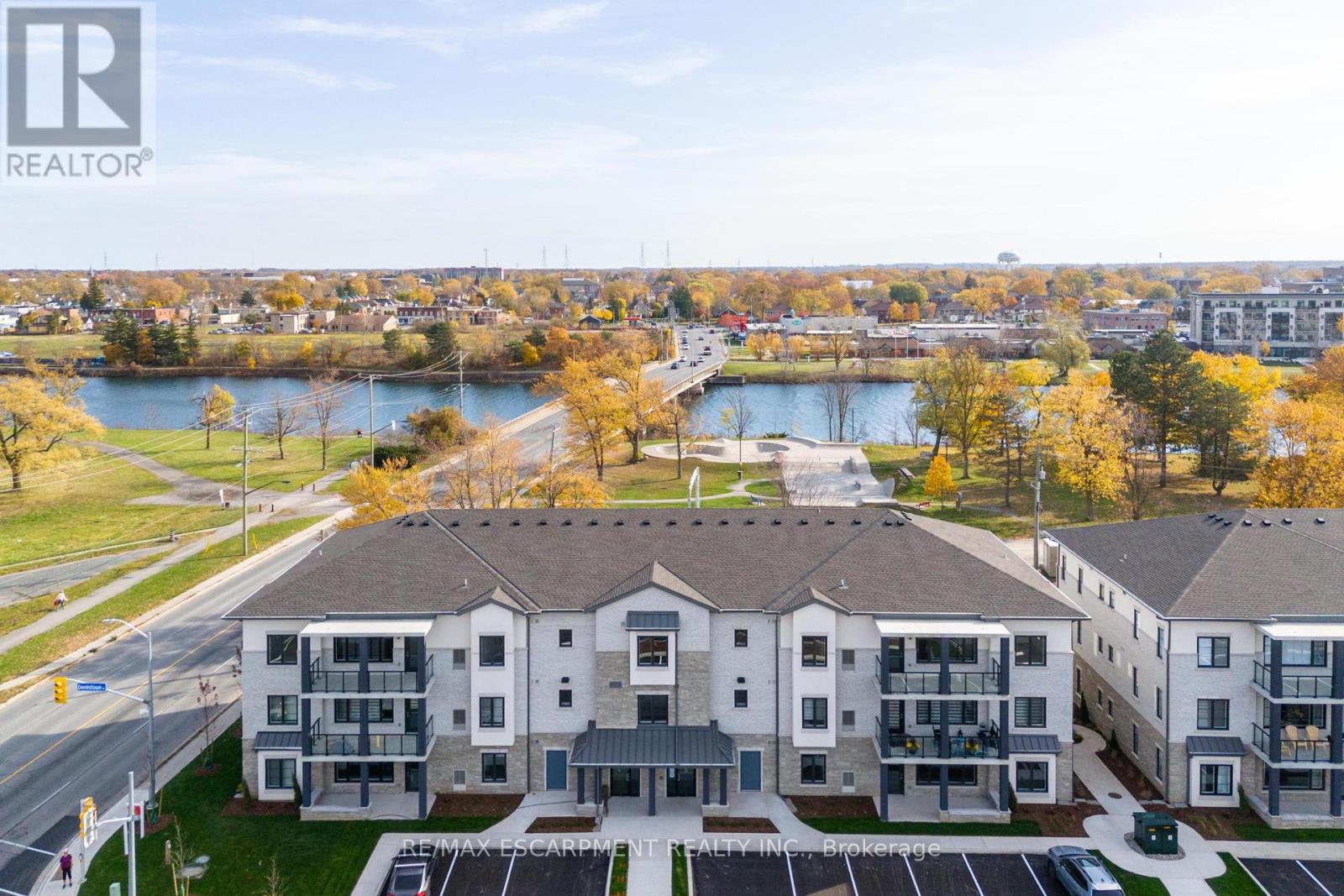 107 - 123 Lincoln Street, Welland, Ontario  L3C 0L3 - Photo 2 - X13764930