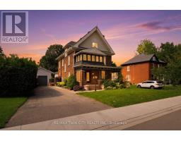 26 PACIFIC AVENUE, Perth East, Ontario