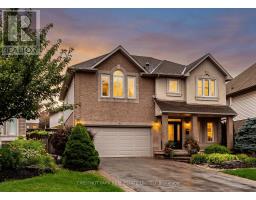 18 PELHAM DRIVE, Hamilton, Ontario