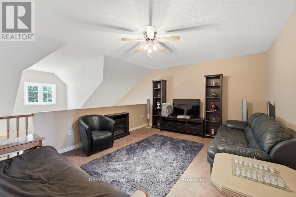 47 Dynasty Avenue, Hamilton, Ontario  L8G 4Z5 - Photo 8 - X13765388