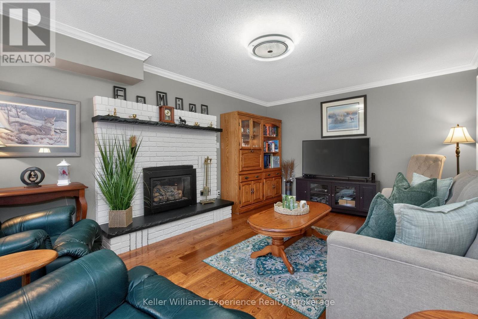 27 Rosewood Avenue, Springwater, Ontario  L0L 1X0 - Photo 17 - S13121912