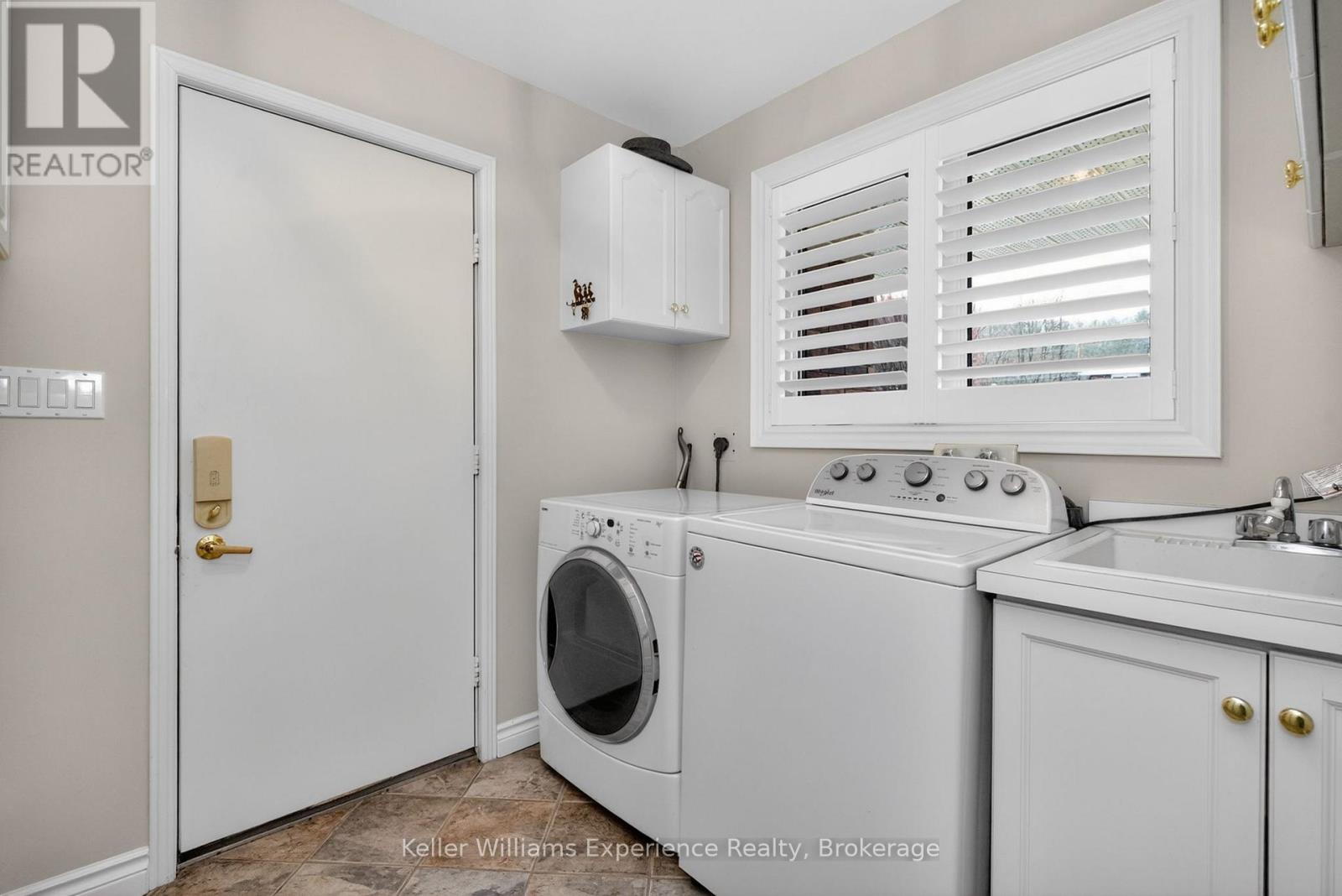 27 Rosewood Avenue, Springwater, Ontario  L0L 1X0 - Photo 20 - S13121912