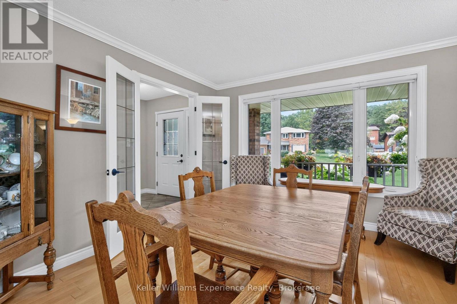 27 Rosewood Avenue, Springwater, Ontario  L0L 1X0 - Photo 15 - S13121912