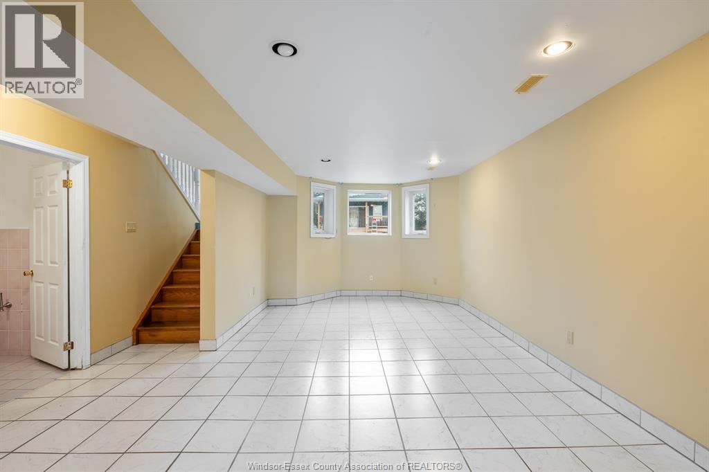 5530 St. Clair Unit# A, Lakeshore, Ontario  N0R 1N0 - Photo 30 - 26022161