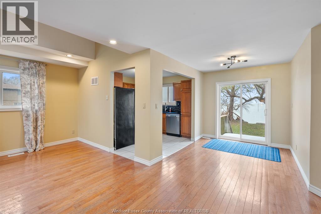 5530 St. Clair Unit# A, Lakeshore, Ontario  N0R 1N0 - Photo 7 - 26022161