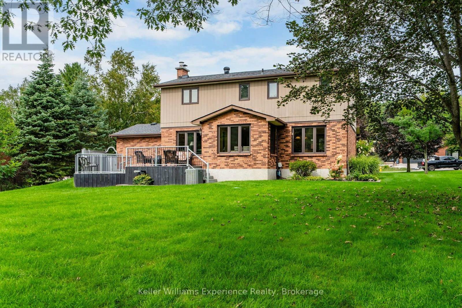 27 Rosewood Avenue, Springwater, Ontario  L0L 1X0 - Photo 44 - S13121912