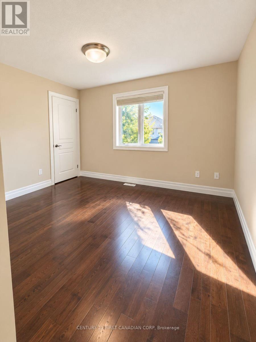 1025 Gleneagle Trail, London North, Ontario  N6G 0K9 - Photo 8 - X13765464