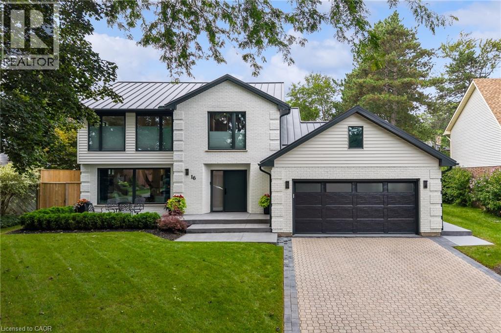 16 WHITEHALL Gate, Fonthill, Ontario