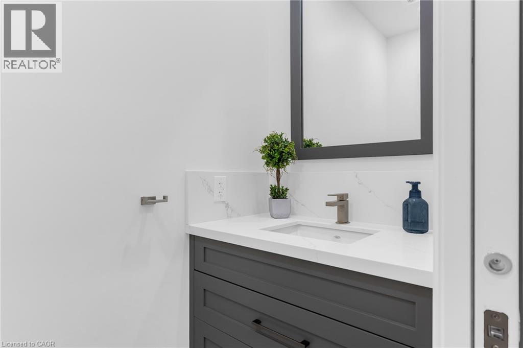 16 Whitehall Gate, Fonthill, Ontario  L3E 0C6 - Photo 18 - 40860779